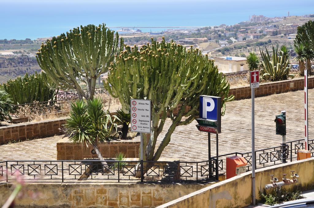 Anaka sweet home Agrigento Buitenkant foto